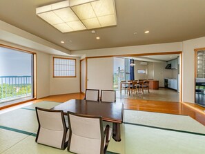 [最上階オーシャンビュー] デラックス和洋室 (禁煙) | ベッドシーツ