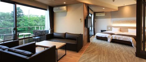 Desk, WiFi (free), bed sheets