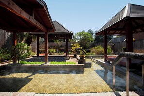 Hot springs - Izu-Kogen Wan Wan Paradise Hotel & Cottage (Ito)