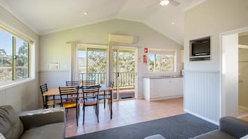 Superior 2 Bedroom Cabin | In-room dining