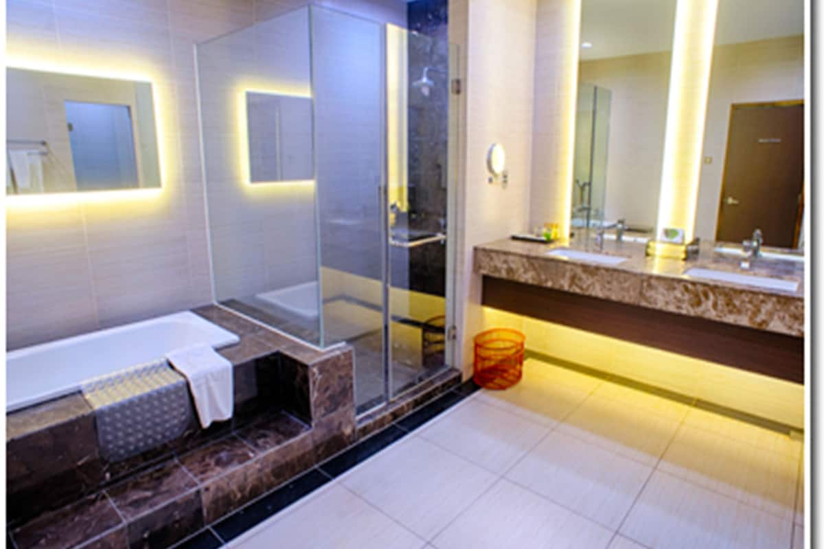 free toiletries, bathrobes, slippers, towels