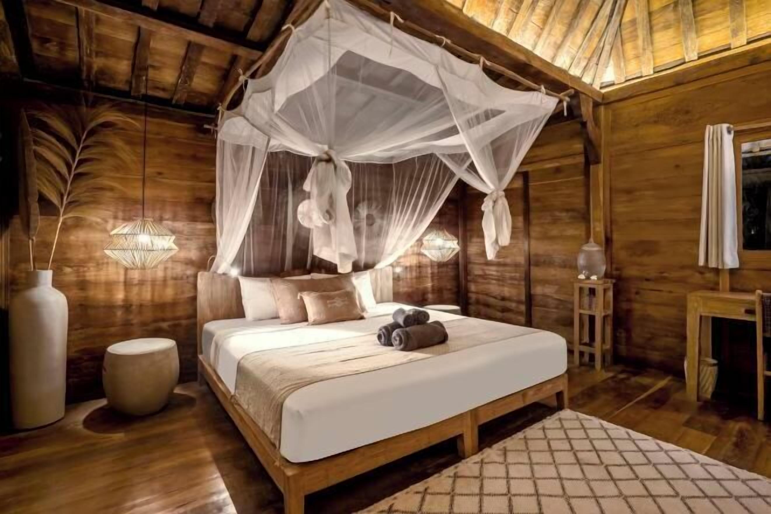 1 bedroom, in-room safe, desk, blackout drapes