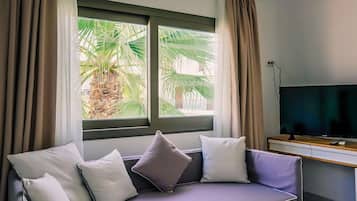 Studio Suite Junior | 1 kamar tidur, meja kerja, Wi-Fi gratis, dan seprai linen