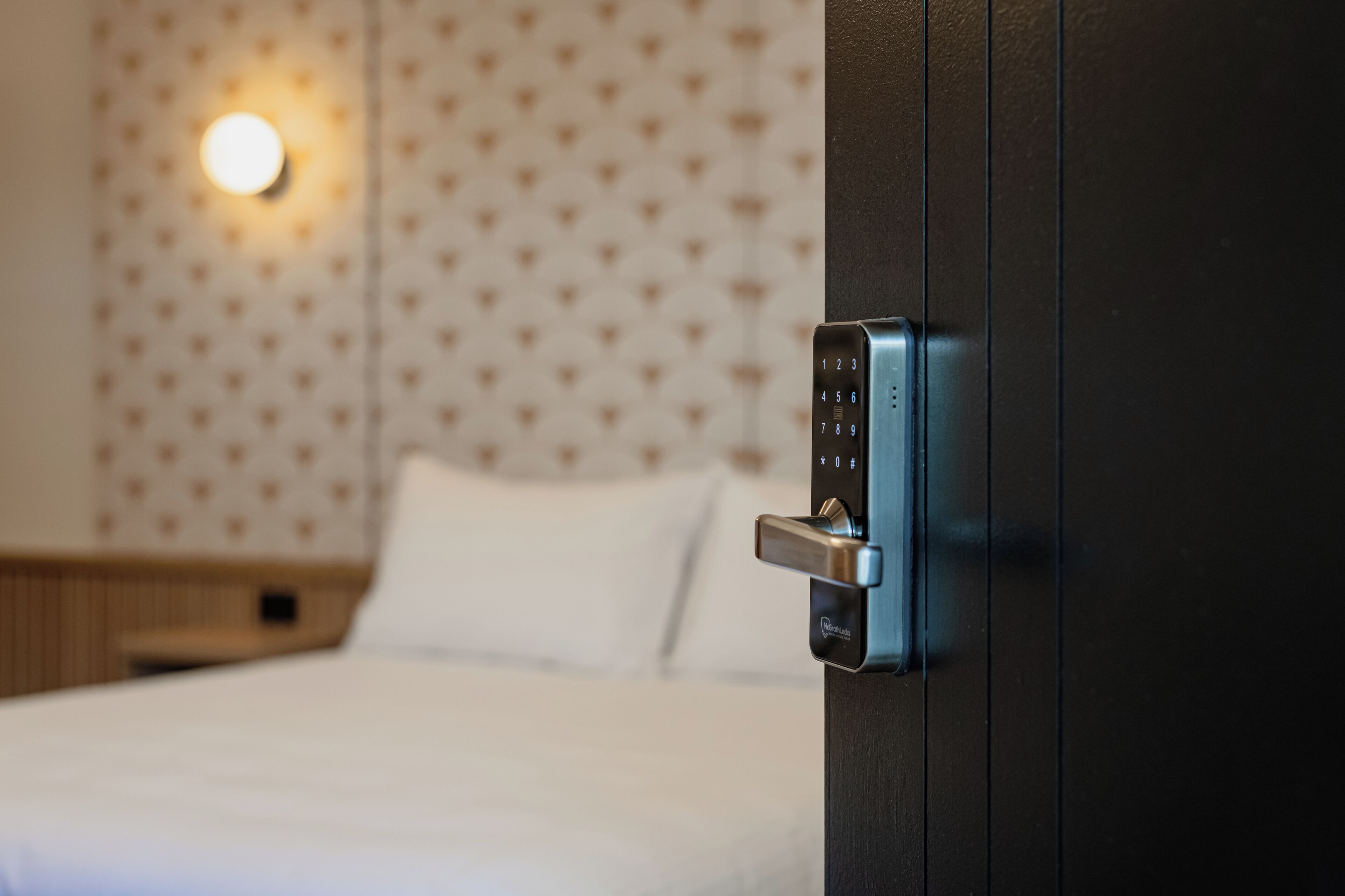 royal room | 1 bedroom, down duvets, tempur-pedic beds, individually decorated