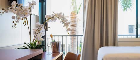 Habitación Royal con 2 camas individuales | Edredón, camas Tempur-Pedic y cortinas blackout