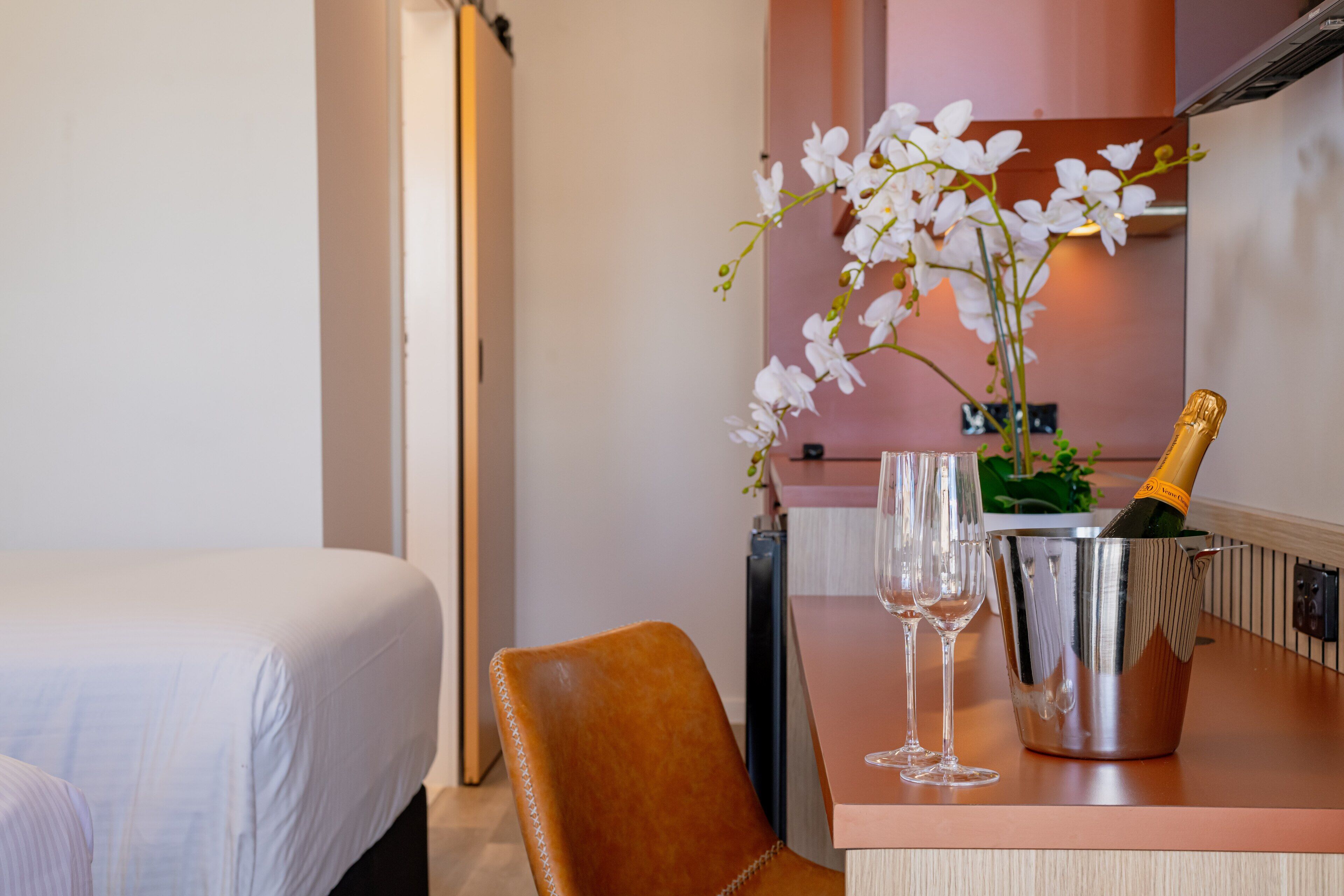 royal room | 1 bedroom, down duvets, tempur-pedic beds, individually decorated