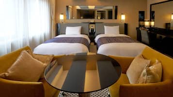 Down comforters, desk, blackout drapes, free WiFi