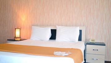 Desk, iron/ironing board, free WiFi, bed sheets