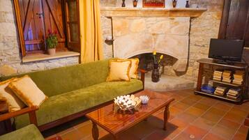 Traditional House, 2 Bedrooms (Iacovos) | Living area | Plasma TV, fireplace