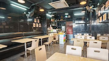 供應晚餐,泰國料理