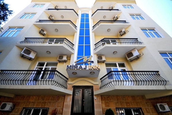 Unclassified image, 1 of 28, button - Miraj Inn Hotel (Baku)