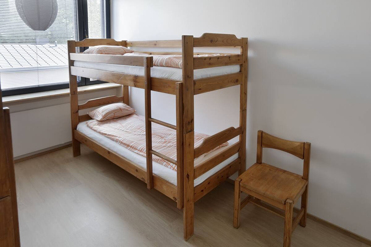 Bed in 6-Bed Mixed Dormitory Room  | In-room safe, desk, soundproofing, WiFi (free)