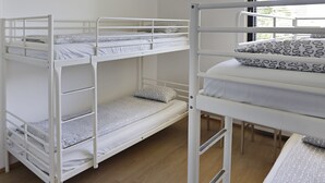 In-room safe, desk, soundproofing, WiFi (free) - ThePark by CheapSleep (Helsinki)