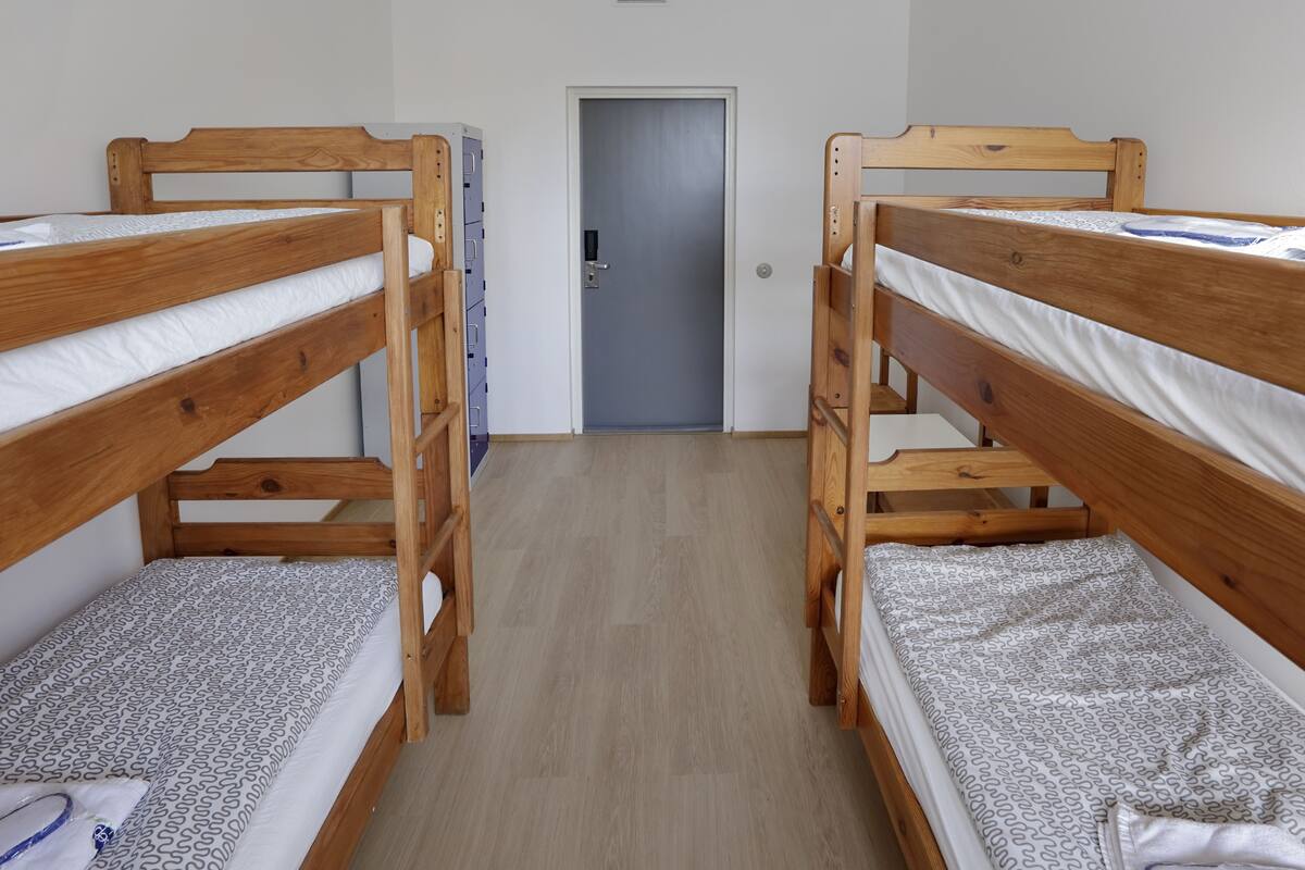 In-room safe, desk, soundproofing, WiFi (free)
