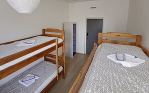 Coffres-forts dans les chambres, bureau, chambres insonorisées