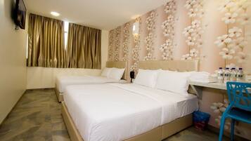 Desk, soundproofing, iron/ironing board, free WiFi