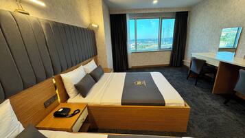 Standard Family Room with Sea View | Premium bedding, minibar, in-room safe, soundproofing