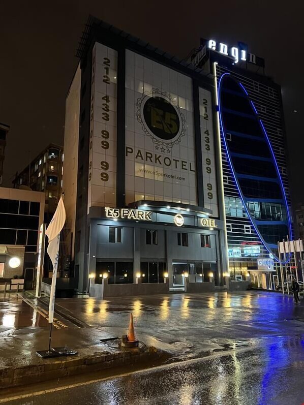 Exterior - E5 Park Hotel (Istanbul)