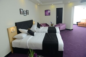 ห้องเพรสซิเดนเชียลสวีท | มินิบาร์, ตู้นิรภัยในห้องพัก, ผ้าม่านกันแสง, เตียงเสริม/เปล