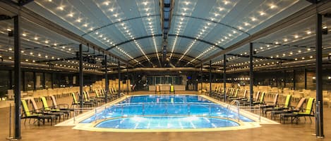 Piscine extérieure (ouverte en saison)