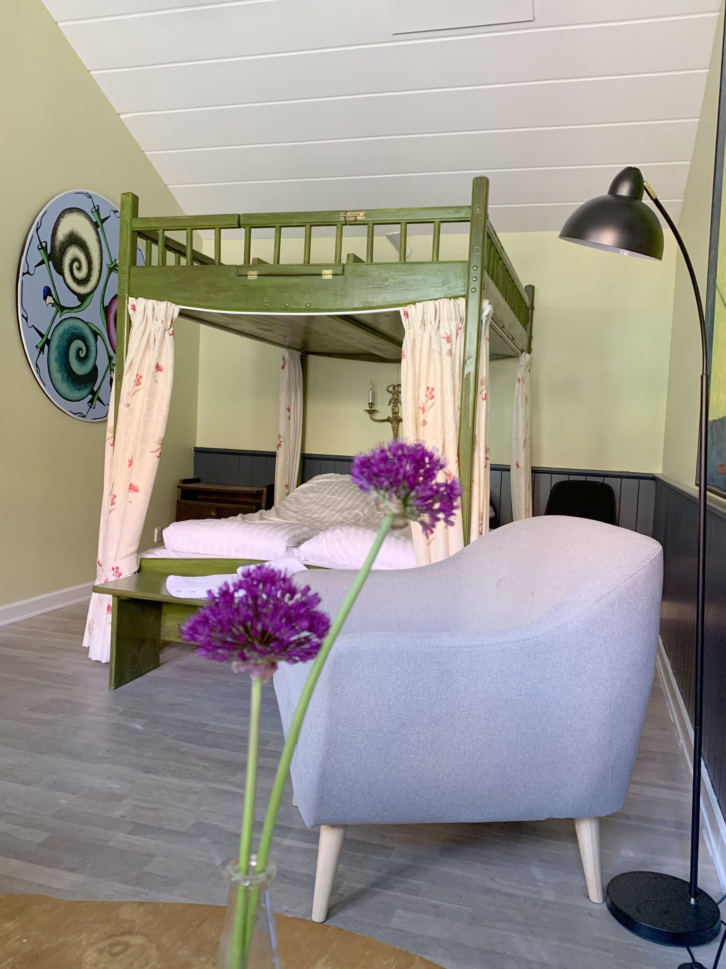 標準雙人房, 1 張標準雙人床, 庭園 | 熨斗/熨衣板、免費無線上網、床單