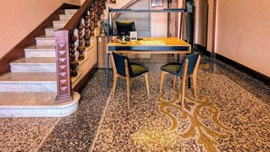 Reception - Hotel Villa Fieschi (Lavagna)
