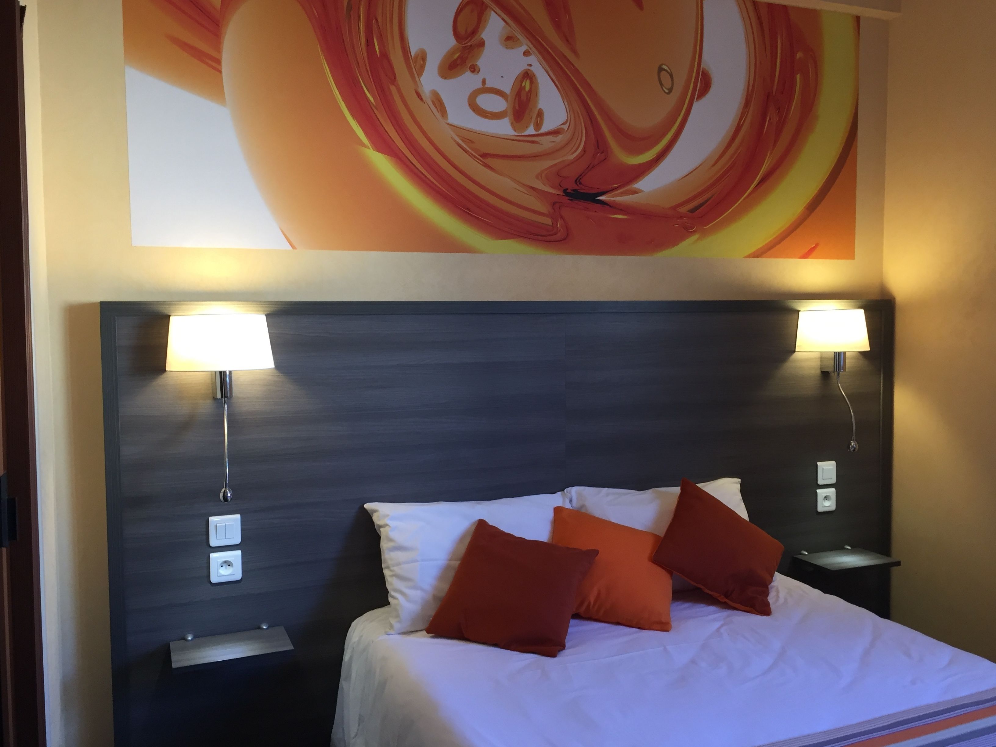 standard double room | 1 bedroom, premium bedding, desk, blackout curtains