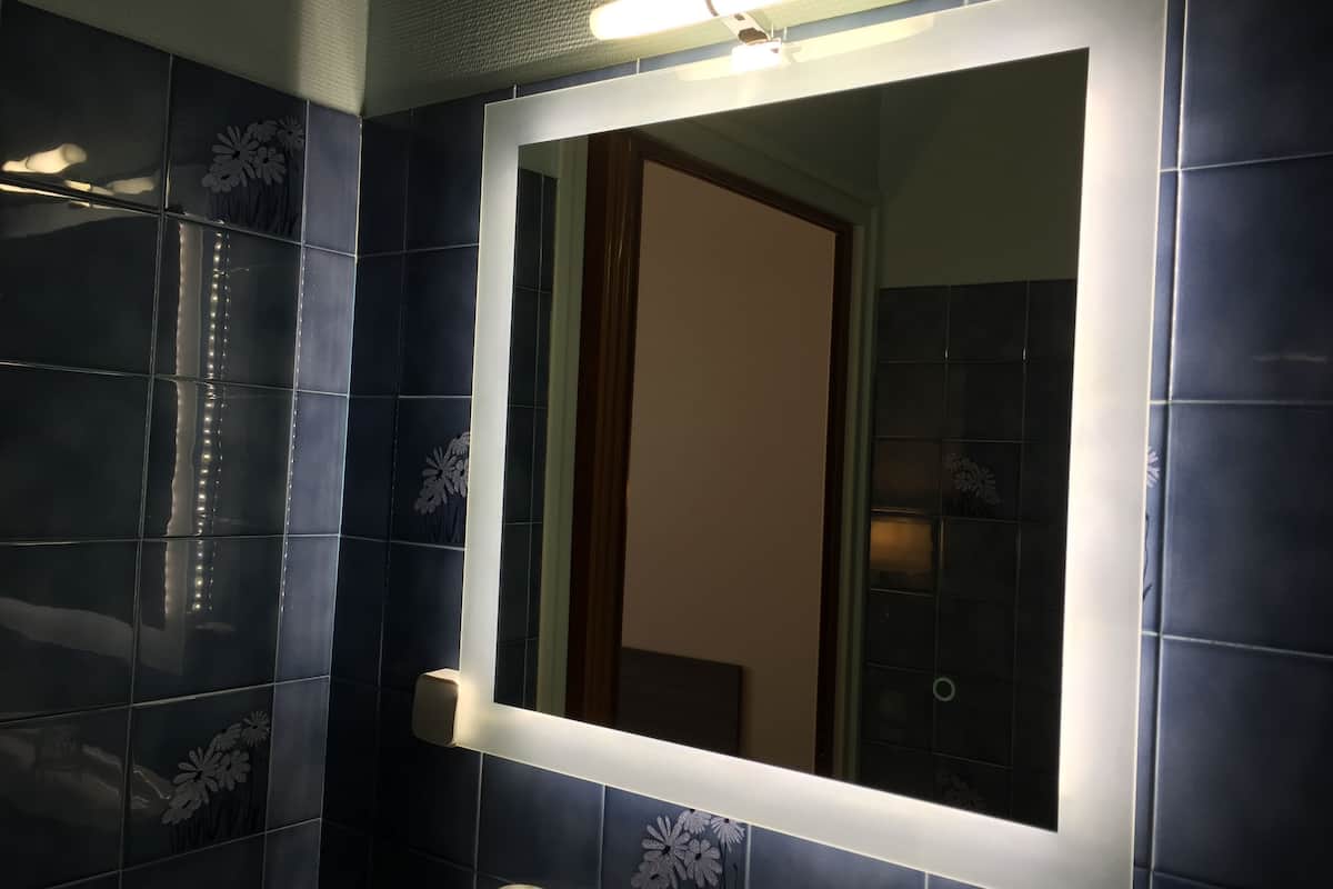 superior double room | 1 bedroom, premium bedding, desk, blackout curtains