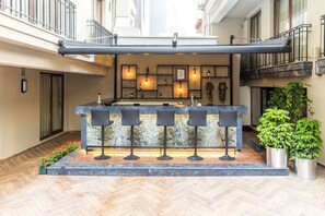 Bar (on property) - Keten Suites Taksim (Istanbul)