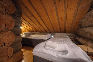 Basic Apartment, 1 Bedroom, Private Bathroom - Kuukkeli Apartments Hirvas (Saariselka)