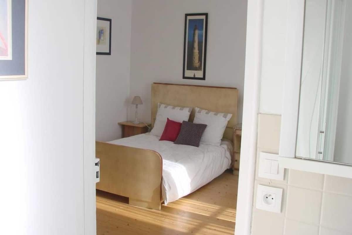 Classic Double Room, 1 Double Bed, Non Smoking, City View | Premium bedding, Select Comfort beds, desk, laptop workspace