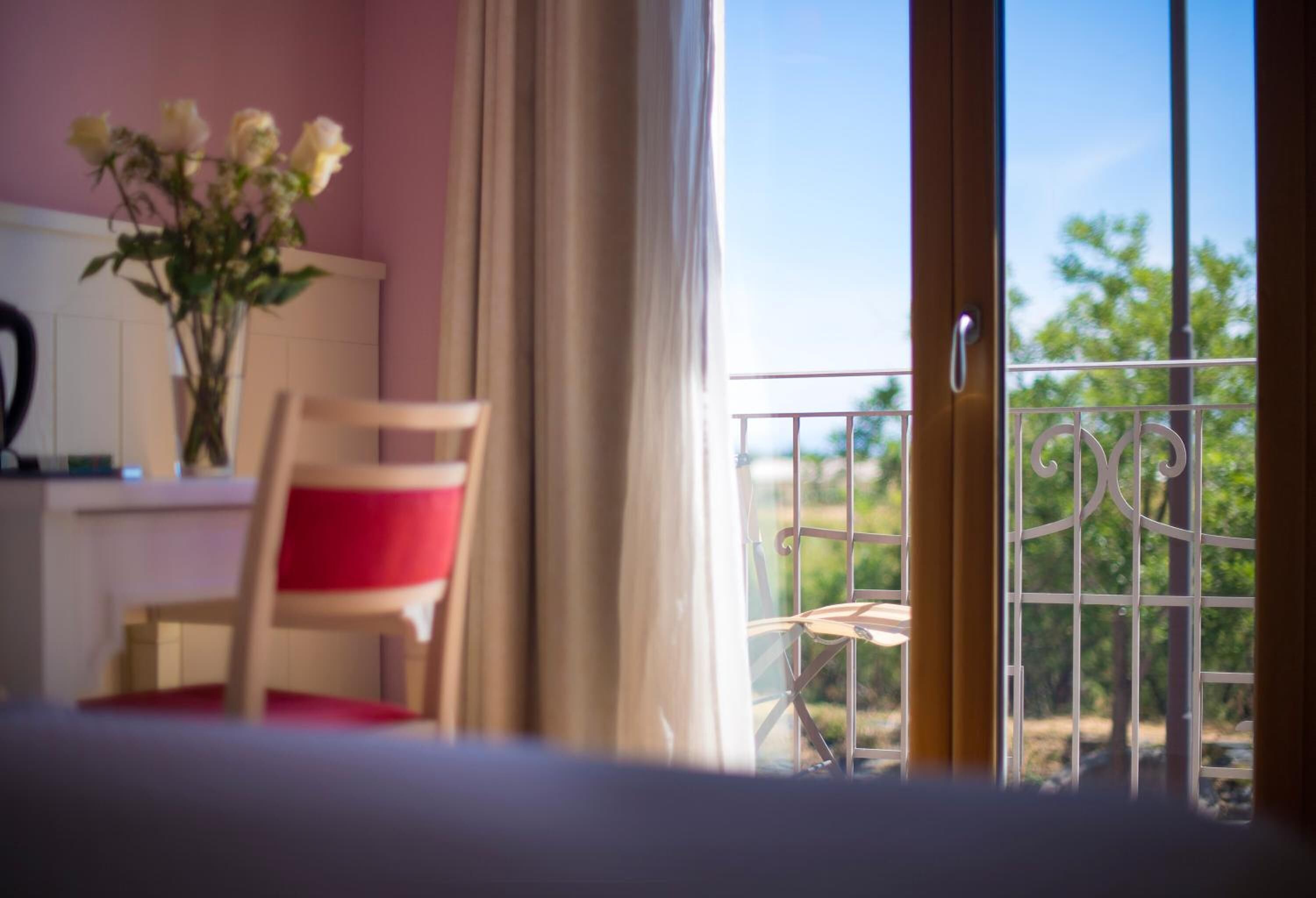 premium bedding, minibar, in-room safe, individually decorated