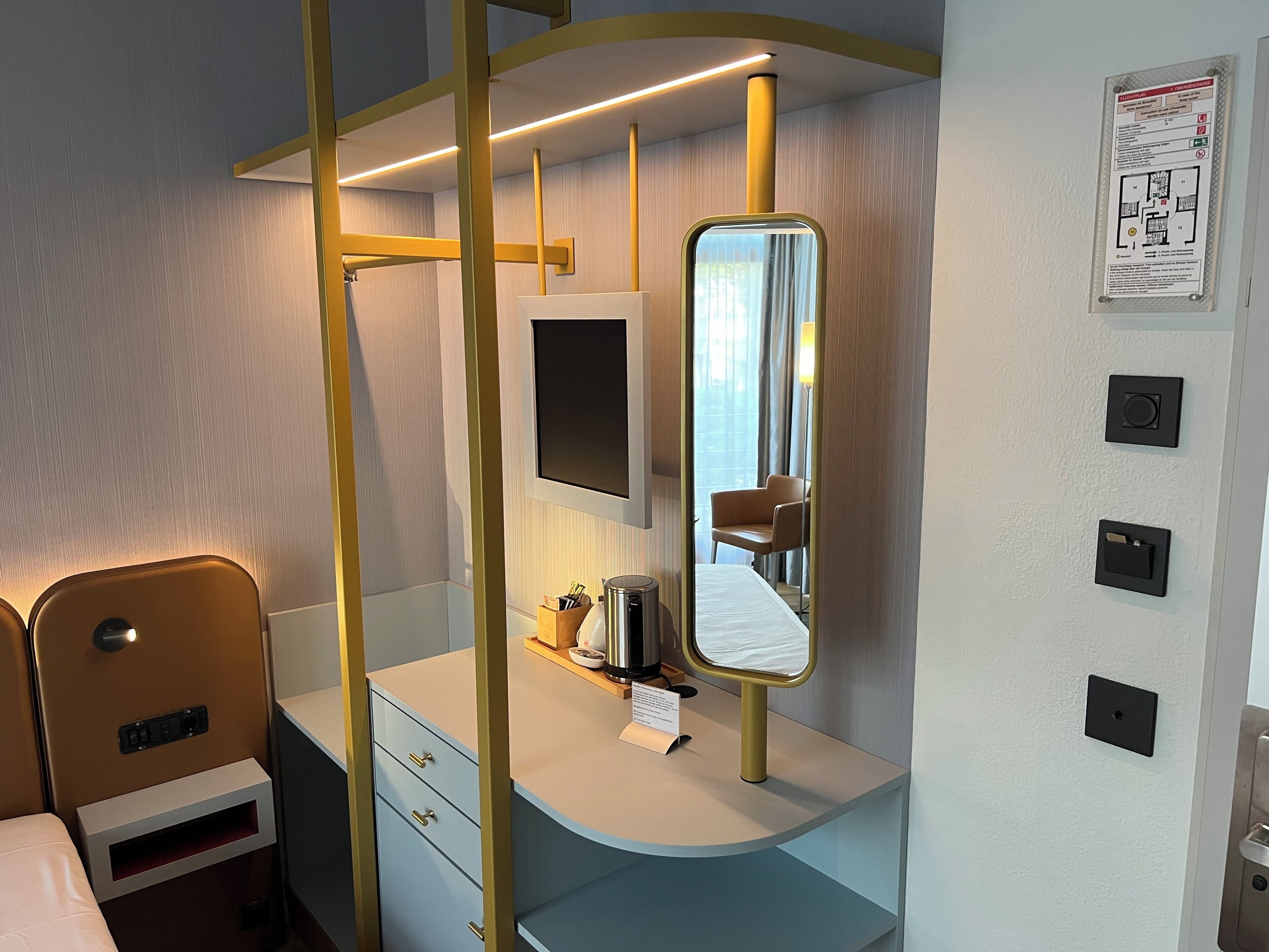 comfort double room | minibar, in-room safe, individually decorated, individually furnished