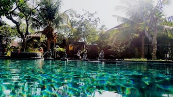 Udendørs pool