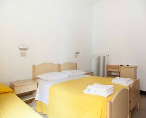 Habitación triple | Cunas gratuitas y wifi gratis