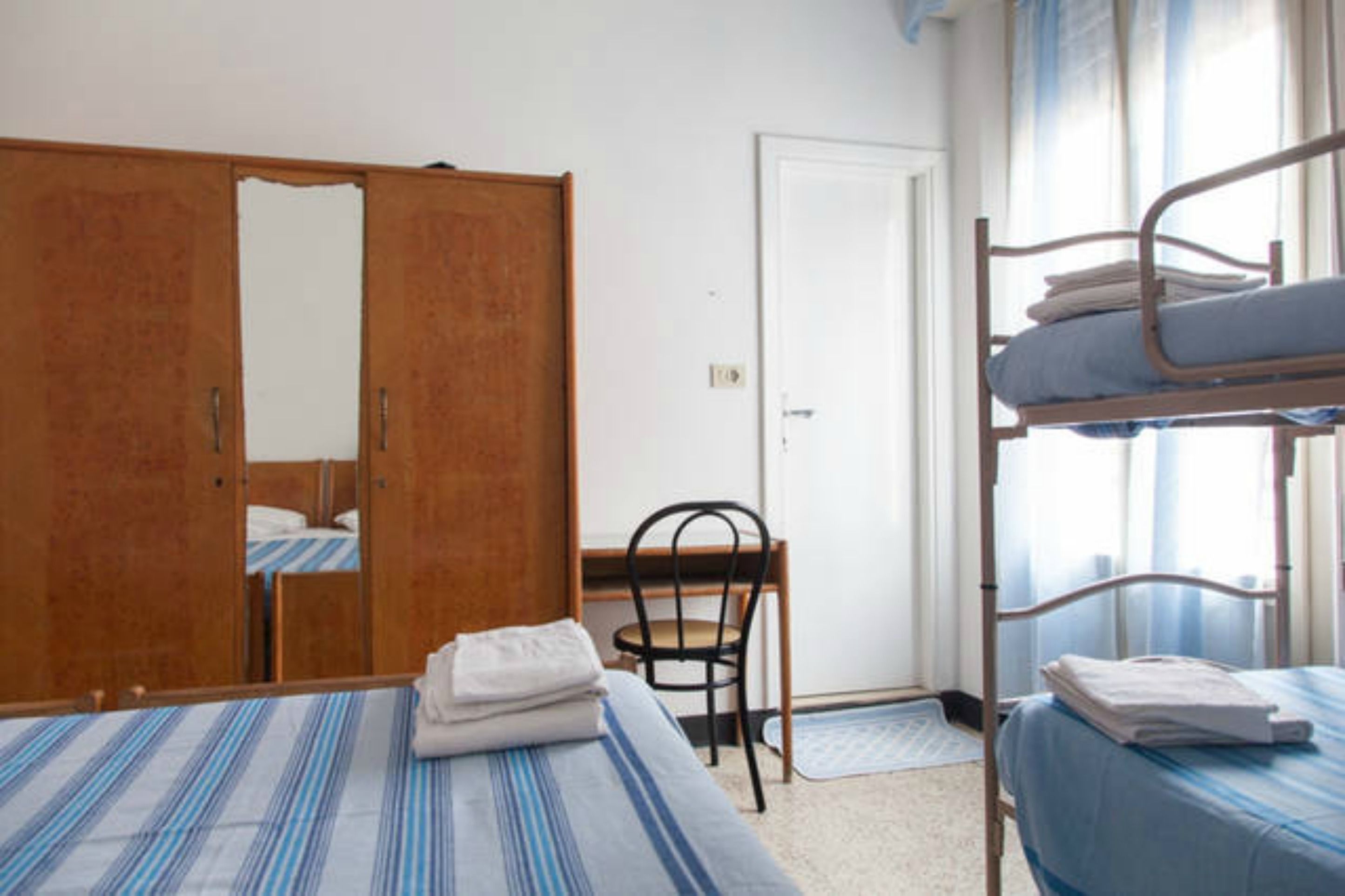 quadruple room | in-room safe, free cots/infant beds, free wifi