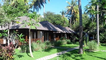 Bungalow | Exterior