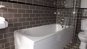 Tweepersoonskamer | Badkamer met douche