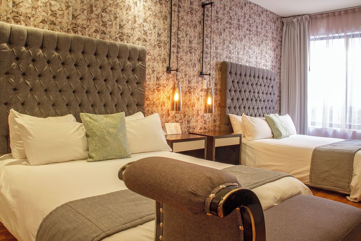 Villa, 2 Bedrooms, Kitchen | Premium bedding, down comforters, pillowtop beds, in-room safe