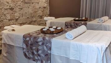 Couples treatment room(s), hot tub, steam room, body treatments