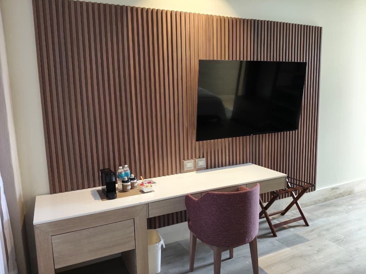 Roupas de cama premium, edredons de pluma, camas com colchões pillow-top