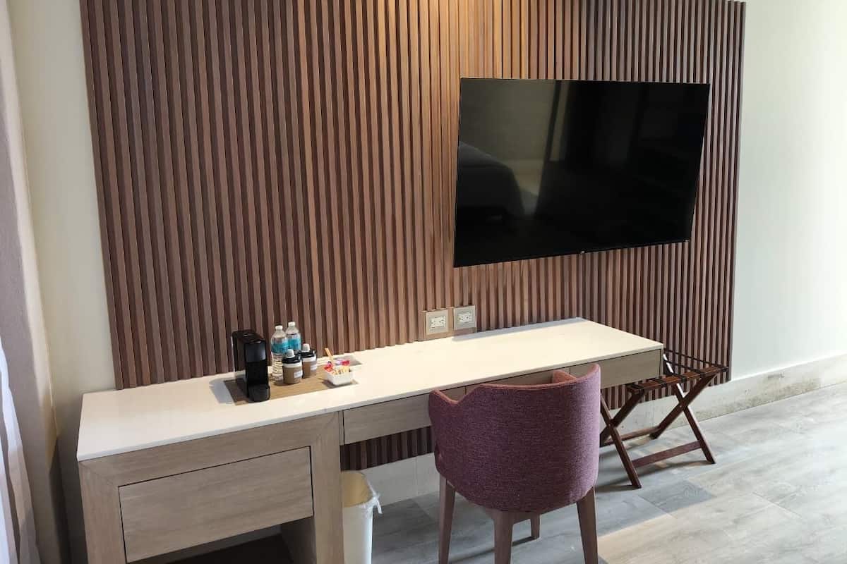 Roupas de cama premium, edredons de pluma, camas com colchões pillow-top