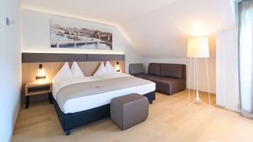 Junior Suite, Lake View