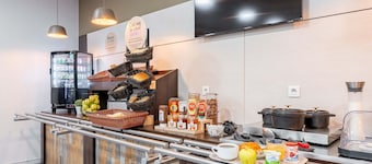 B&B HOTEL Maubeuge Louvroil