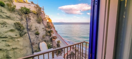 Economy Double or Twin Room. Hotel Regina del Mare