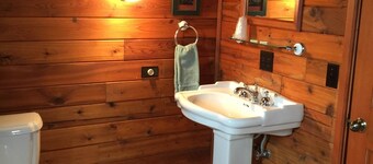 Whistling Swan Motel