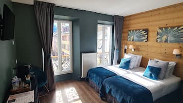 Coffres-forts dans les chambres, décoration personnalisée, bureau