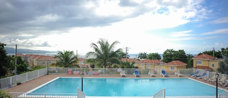 Alberca al aire libre