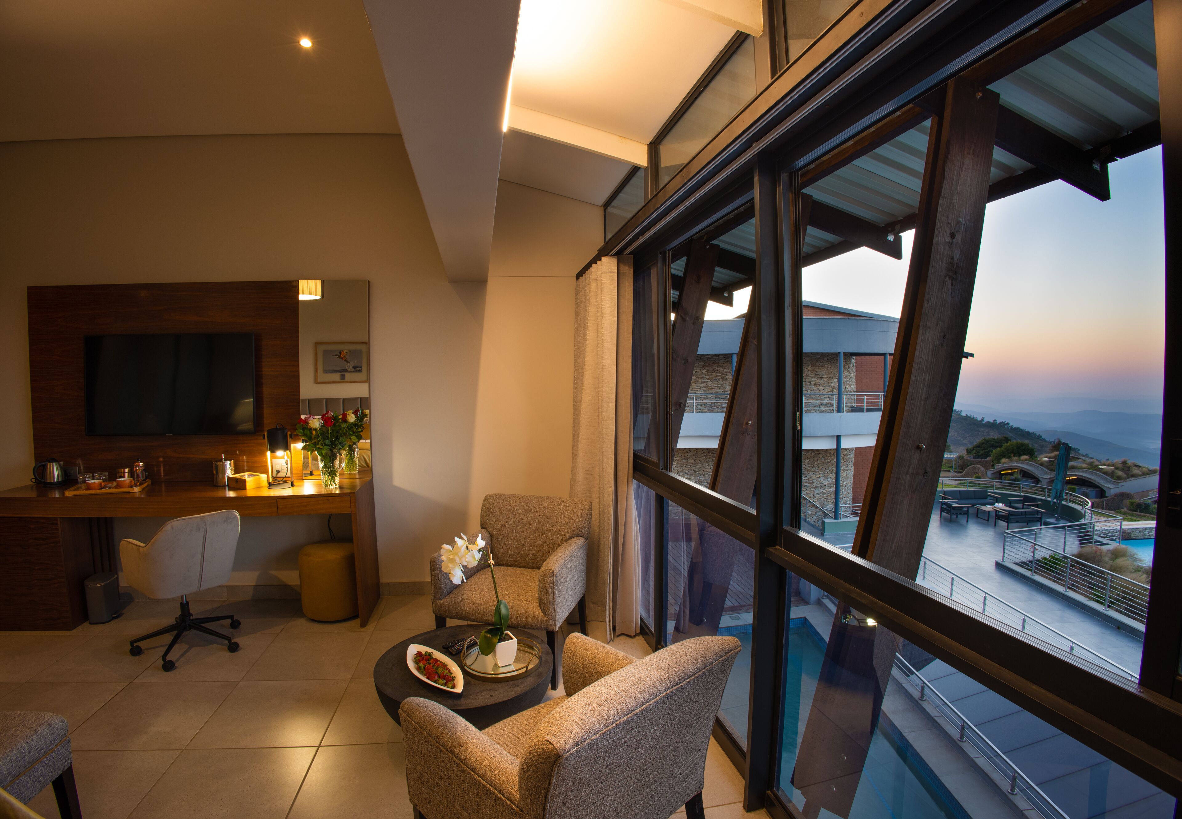 Superior Room | Desk, soundproofing, free cribs/infant beds, free WiFi