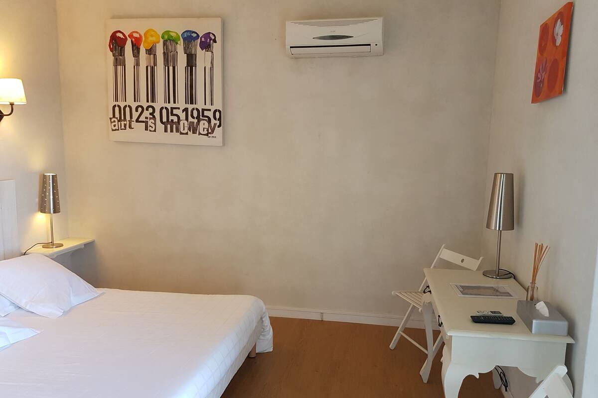 Camera doppia, bagno privato, vista mare (Et Vallee) | Varie
